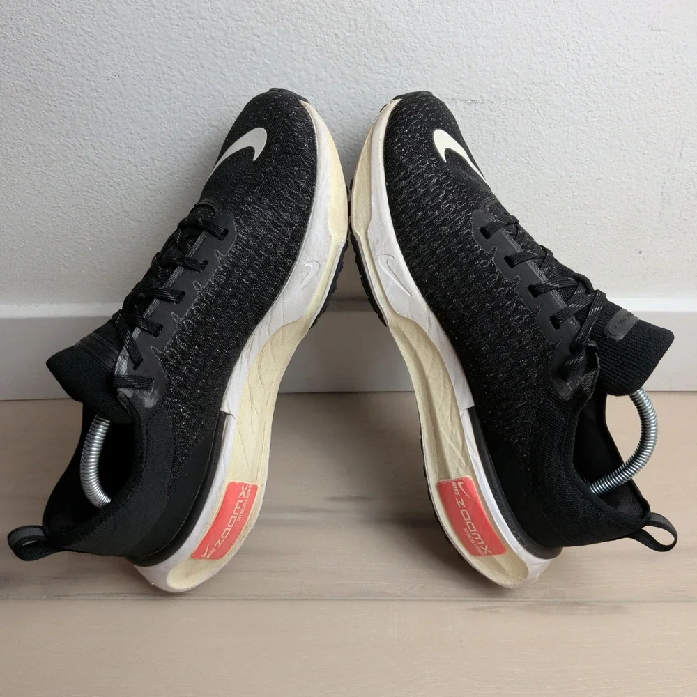 Nike Invincible Run 3 Mens 10.5 Black White ZoomX Running Shoes DR2615-001